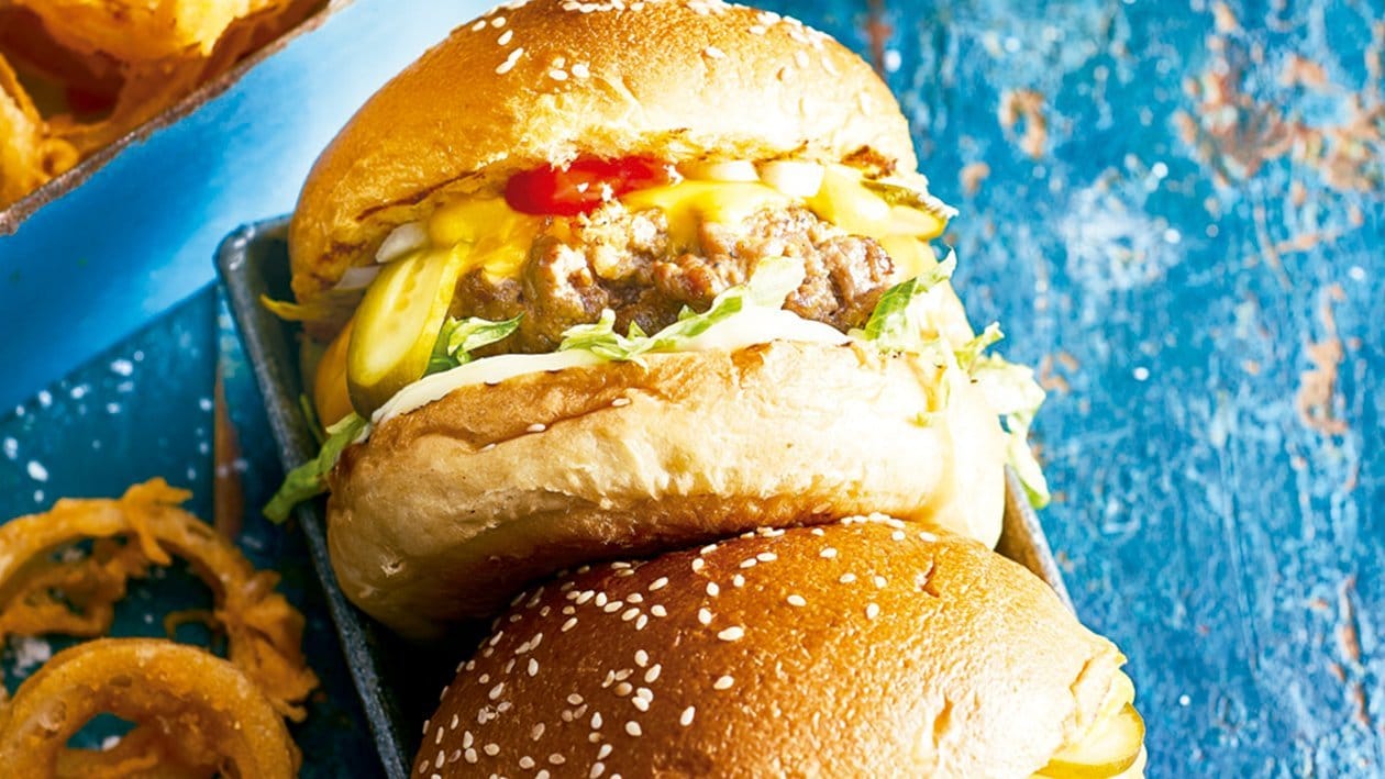 Honest to goodness american cheese burger – - Receta - UFS