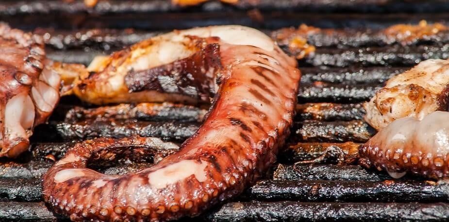 Tapas con madera, humo y fuego