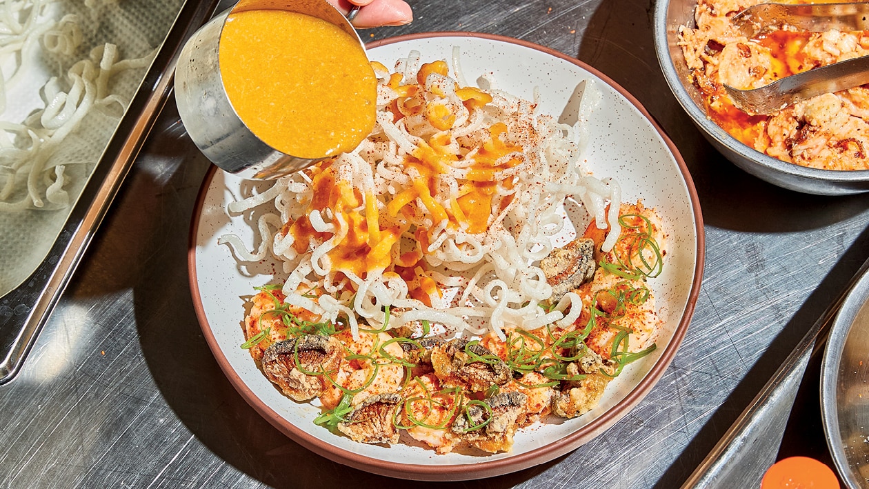 Fideos crujientes con bisque de gambas – - Receta - UFS