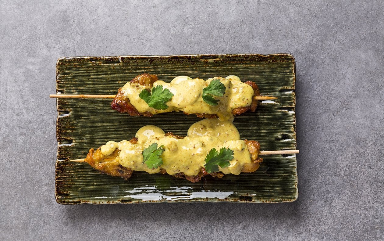 Brochetas de pollo marinado con crema Satay – - Receta - UFS