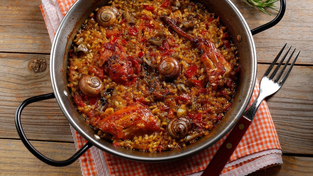 Arroz socarrat de conejo y caracoles – - Receta - UFS