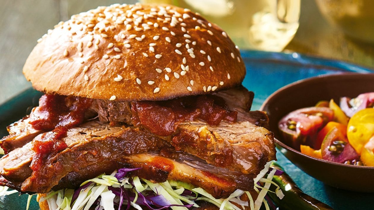 Sándwich de ternera brisket con salsa chipotle Bourbon – - Receta - UFS