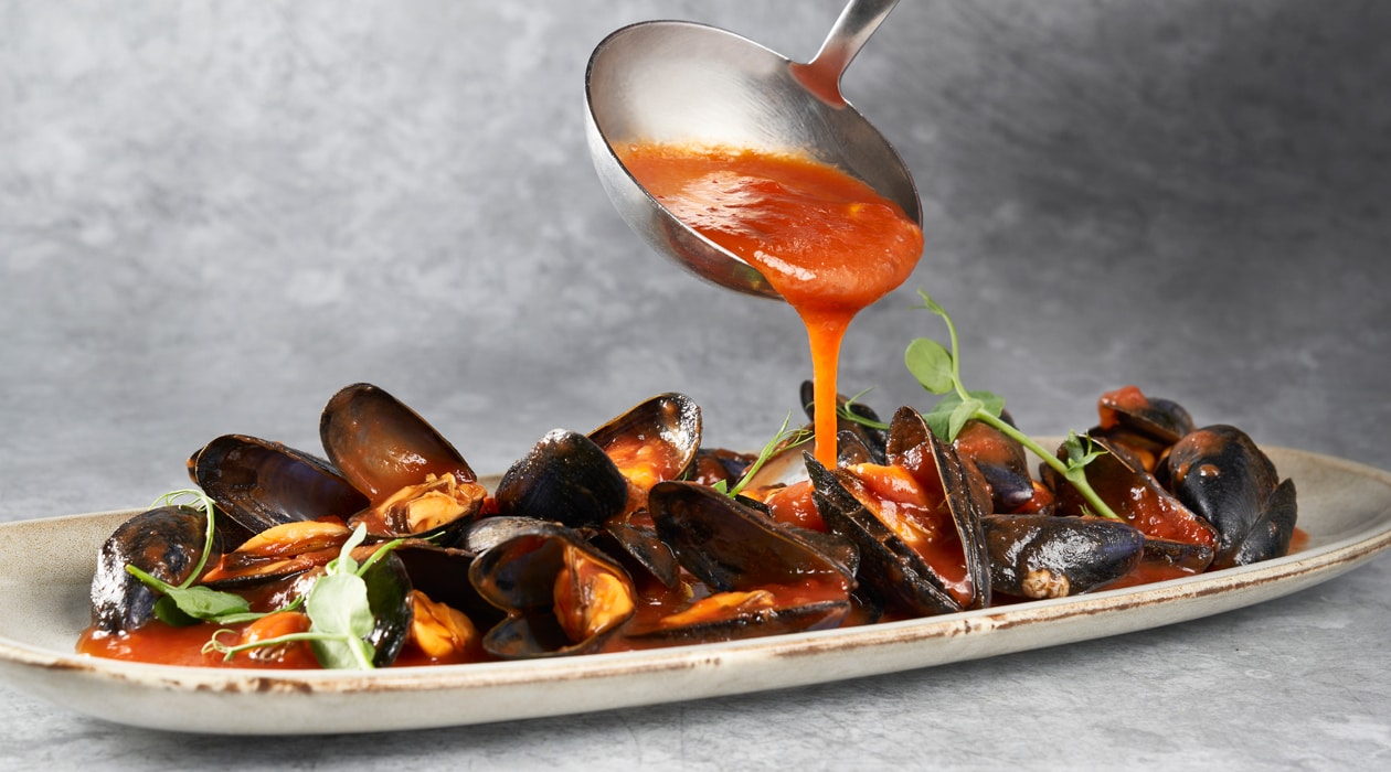 Bouchot Con Salsa Asiática, Chile Y Brotes Frescos – - Receta - UFS