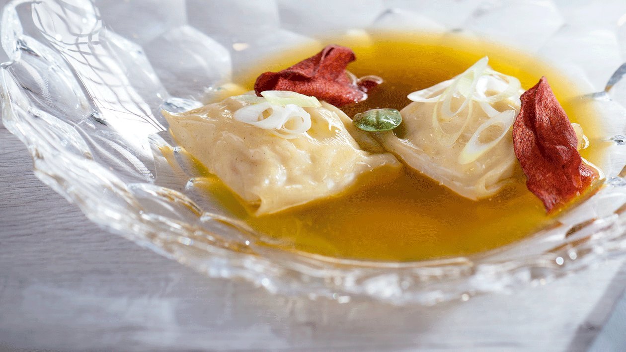 Caldo de arroz con ravioli de vieira y gamba – - Receta - UFS