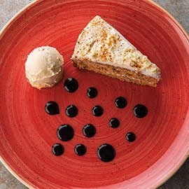 Carrot cake con helado de hojaldre Carrot cake con helado de hojaldre