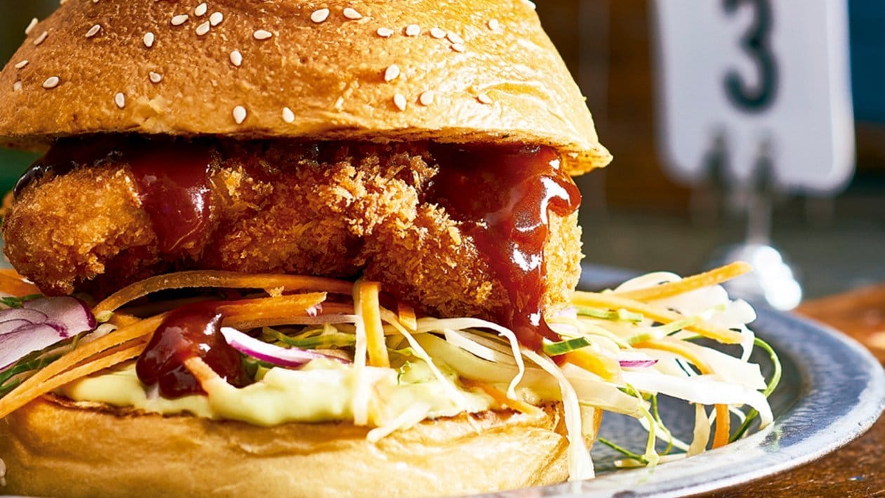 Chicken katsu sandwich, smashed ranch avocado – - Receta - UFS