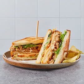 Club sándwich con NoPollo Club sándwich con NoPollo