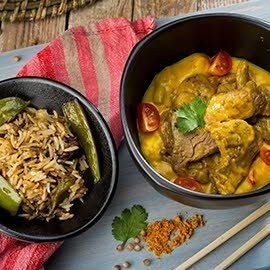 Curry de ternera con arroz de verduras sin gluten Curry de ternera con arroz de verduras sin gluten