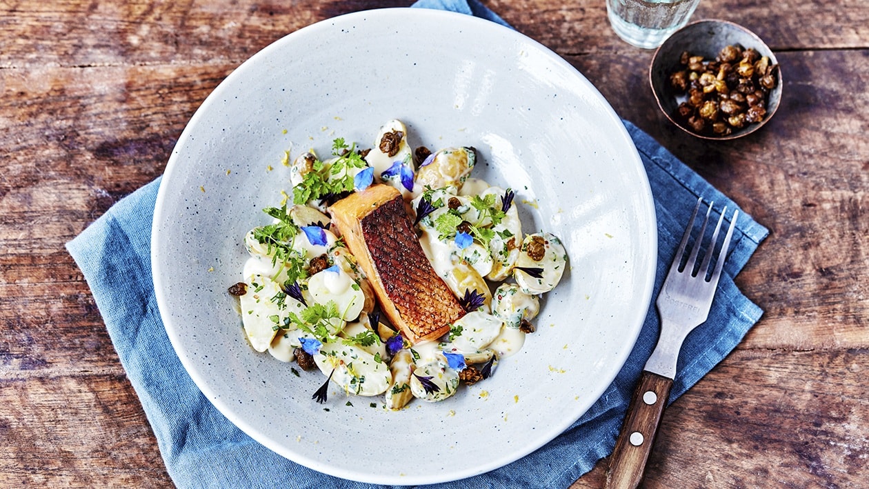 Ensalada de patata con salmón ahumado y salsa mostaza y miel – - Receta - UFS