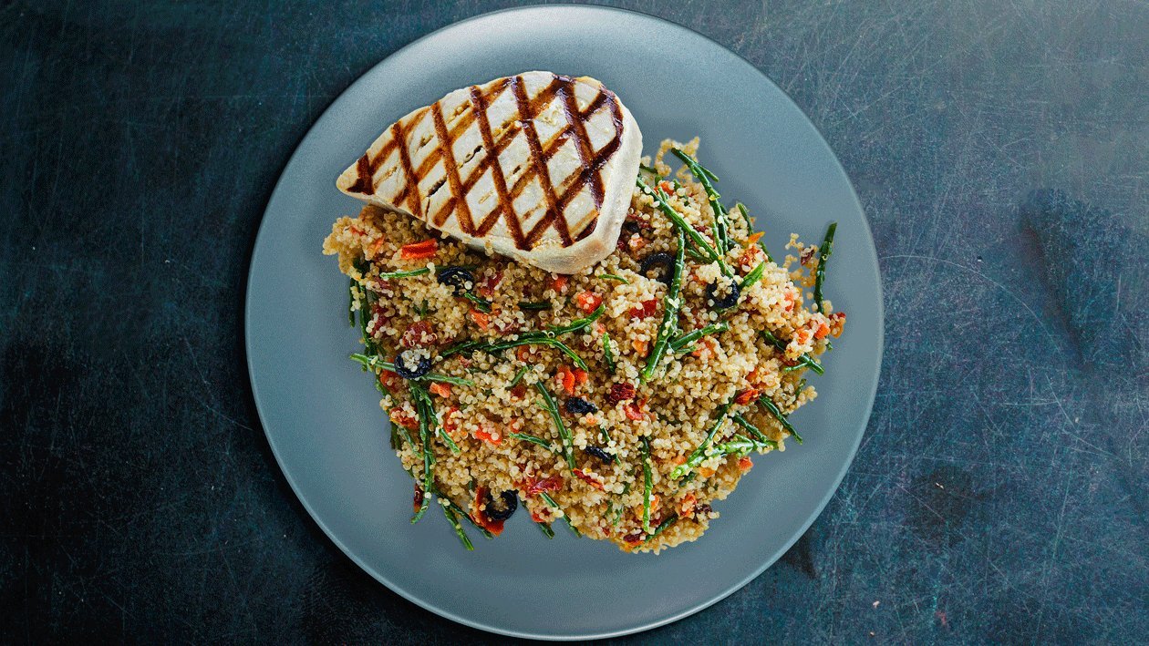 Ensalada de quinoa con Steak de atún e hinojo marino – – Receta UFS
