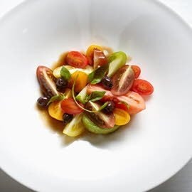 Ensalada de tomate multicolor