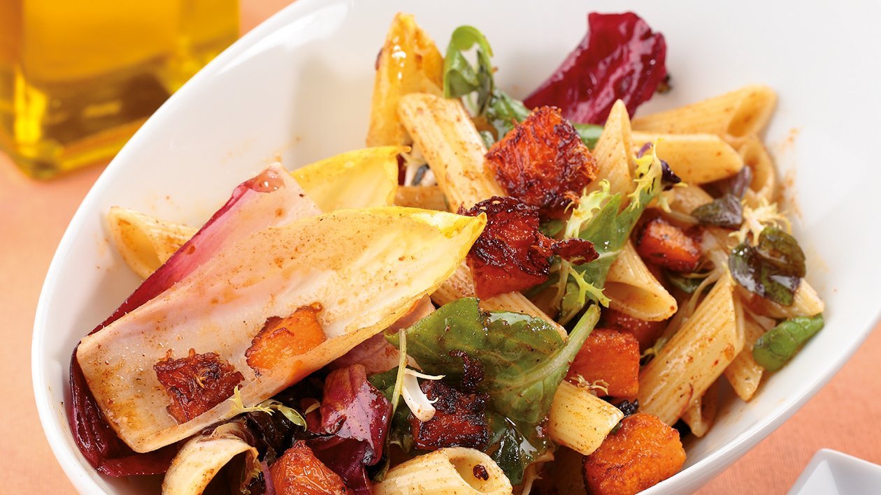 Ensalada templada de penne rigate con calabaza asada especiada – - Receta - UFS Ensalada templada de penne rigate con calabaza asada especiada – - Receta - UFS