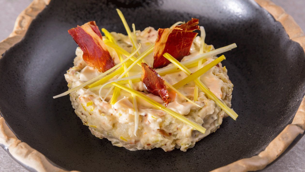 Ensaladilla Ibérica con mayonesa de huevo frito de Peio Cruz – - Receta - UFS