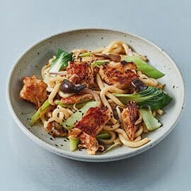 Fideos con NoPollo salteados Fideos con NoPollo salteados