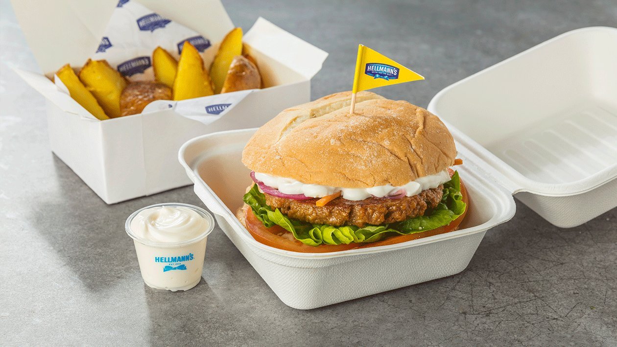 Hamburguesa crujiente de pollo ahumado y salsa de champiñones y queso – - Receta - UFS