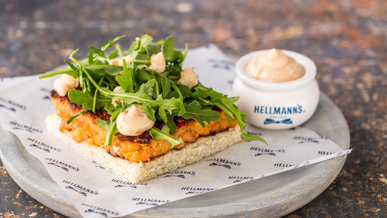 Hamburguesa de salmón marinado, rúcula y alioli de membrillo – - Receta - UFS
