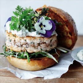 Hamburguesa gourmet de salmón