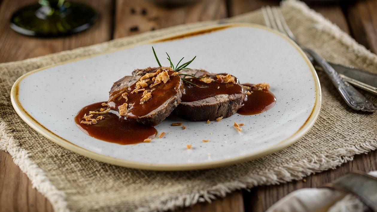 Lengua de ternera con salsa demiglace escabechada y miel – - Receta - UFS