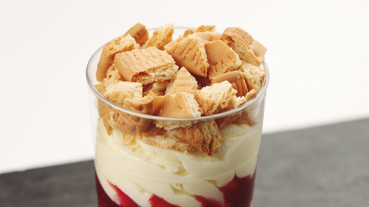 Mousse de Yogur con galleta y frutos rojos – - Receta - UFS