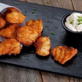 Nuggets de pescado con mayonesa cítrica de lima Nuggets de pescado con mayonesa cítrica de lima