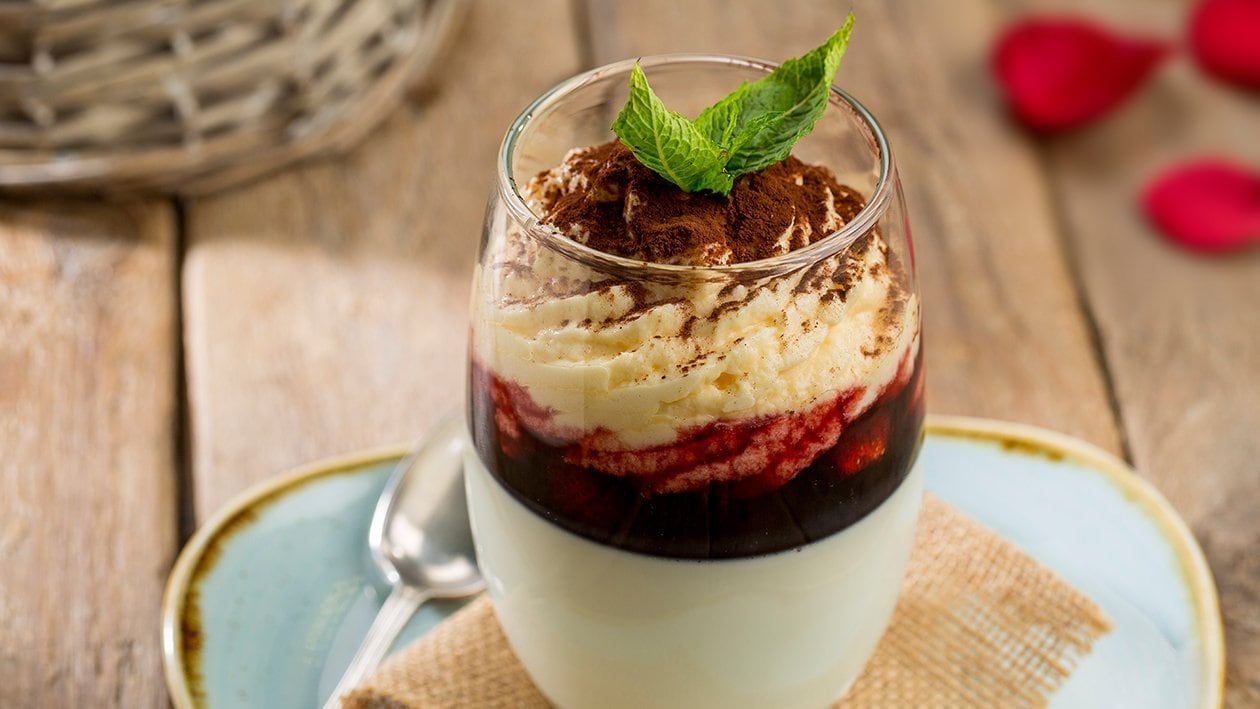 Pannacotta de vainilla, frutos rojos y mascarpone sin gluten – - Receta - UFS
