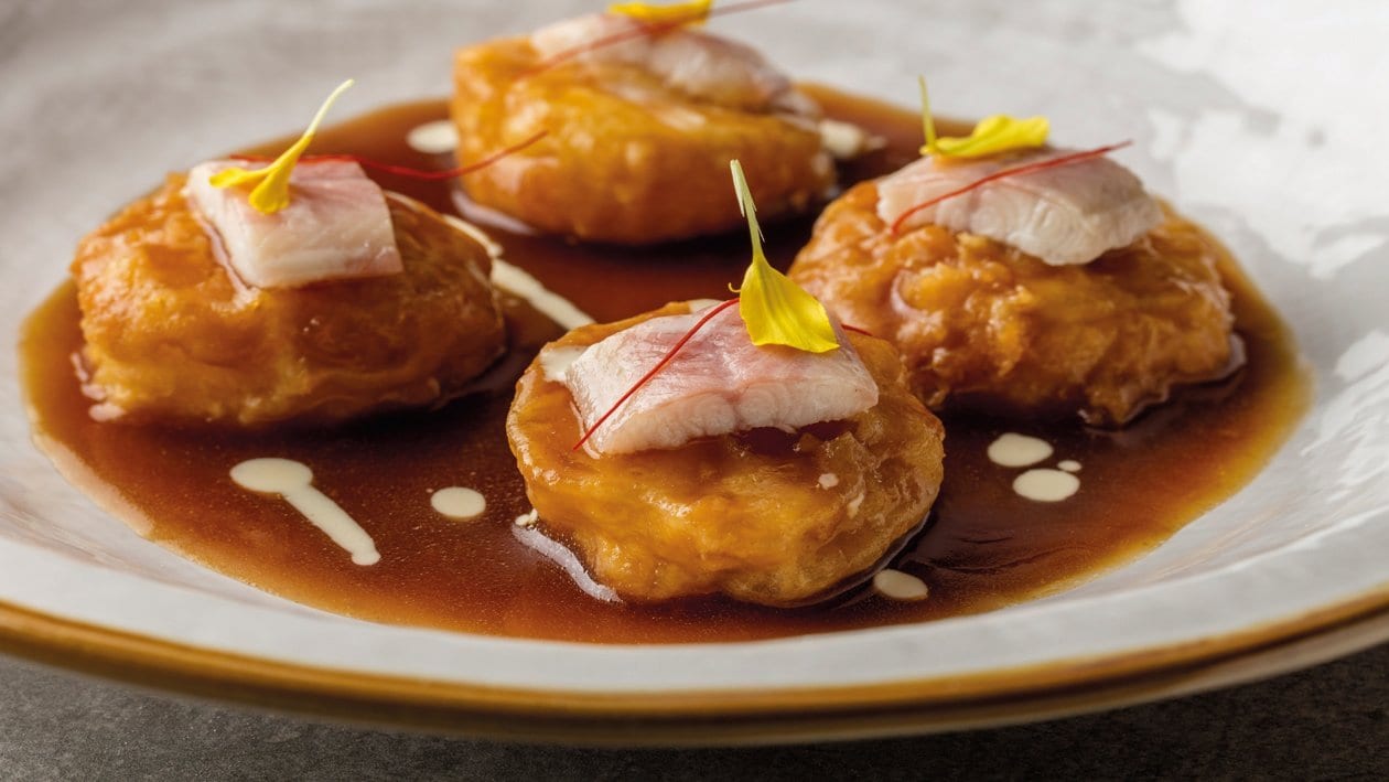 Patatas a la importancia con anguila ahumada – - Receta - UFS