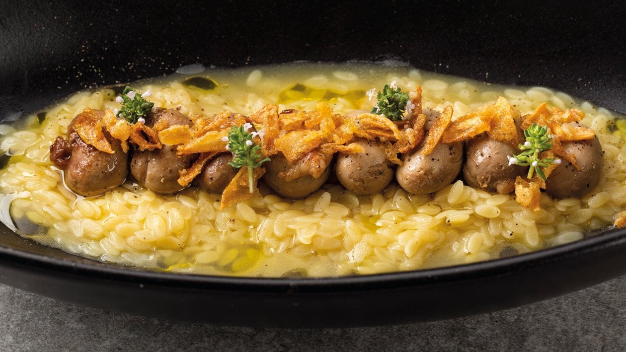 Riñones de conejo al jerez sobre un guiso de pasta – - Receta - UFS