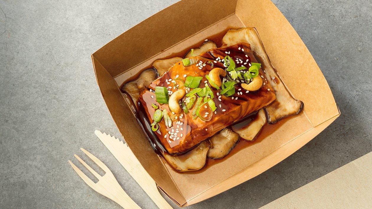 Setas de cardo teriyaki, filetes de salmóny chips de raíz de loto – - Receta - UFS