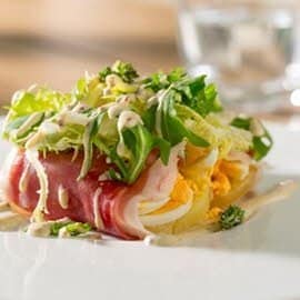 Timbal de patata y huevo con ibérico Timbal de patata y huevo con ibérico