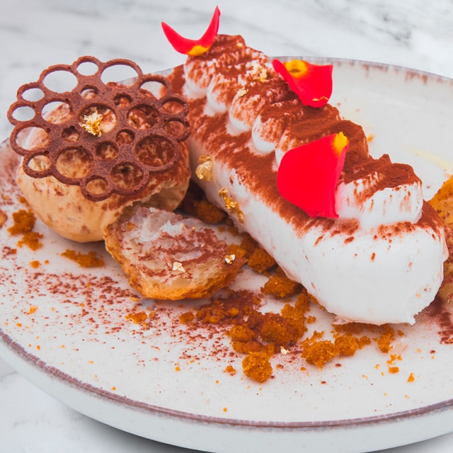Mousse de croissant con helado de galleta speculoos