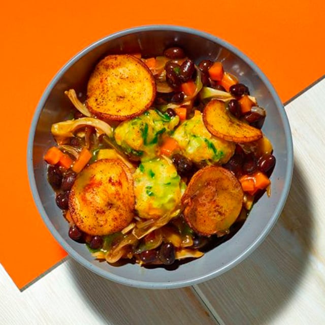 Feijoada de Frijoles Negros y Yaca Feijoada de Frijoles Negros y Yaca