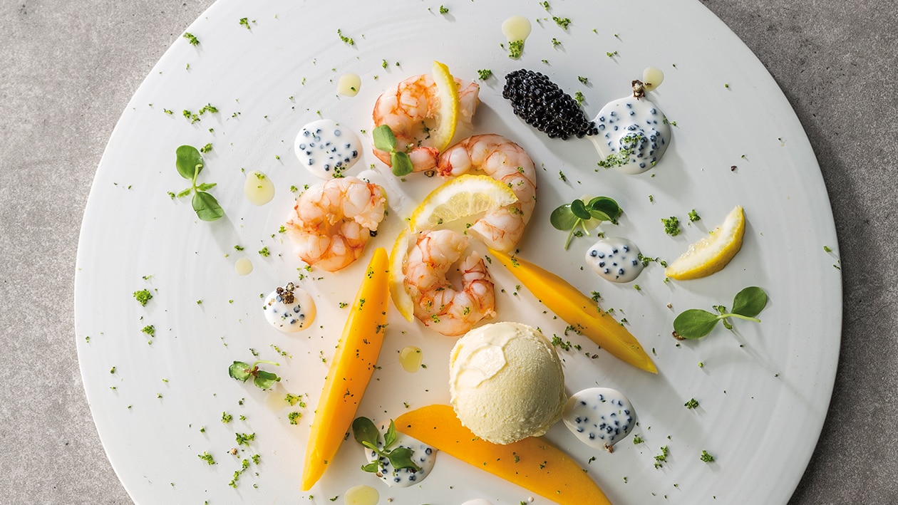 Ensalada de gambas y cítricos con helado de jengibre y limón – - Receta - UFS Ensalada de gambas y cítricos con helado de jengibre y limón – - Receta - UFS