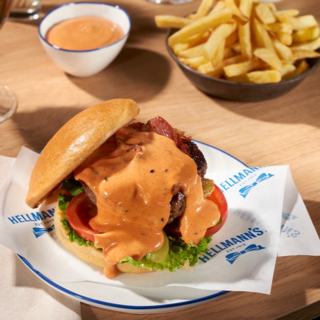 Hamburguesa con salsa Emmy Hamburguesa con salsa Emmy