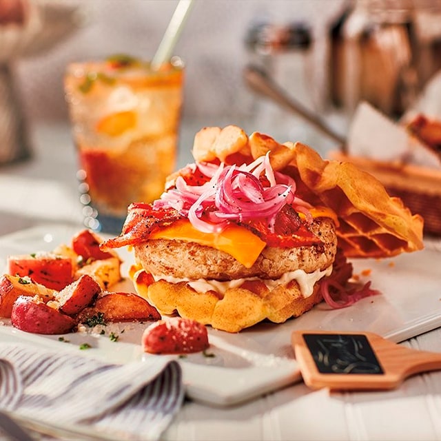 Hamburguesa de pollo y gofres Hamburguesa de pollo y gofres