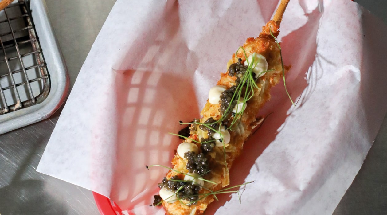 K’Dog con caviar y patatas fritas – - Receta - UFS