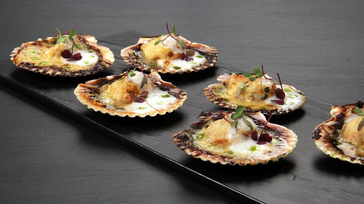 Ostiones a la parmesana con espuma de Chardonnay – - Receta - UFS