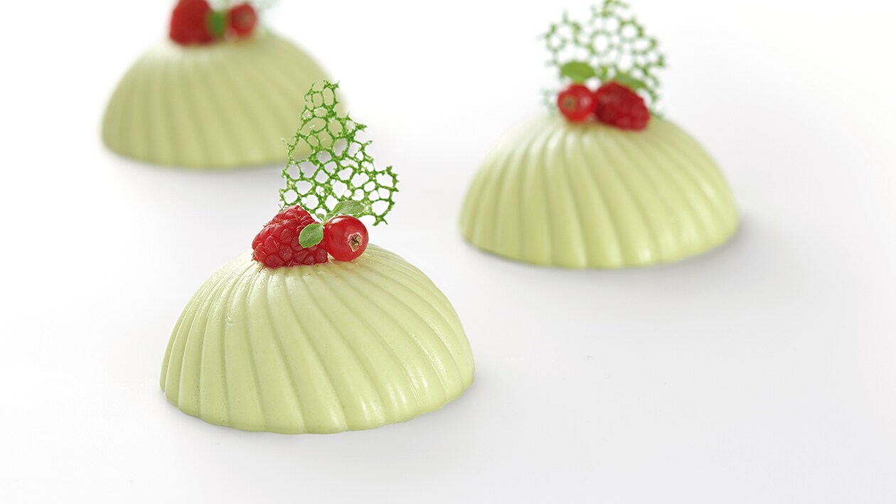 Pudding de albahaca y frutos rojos