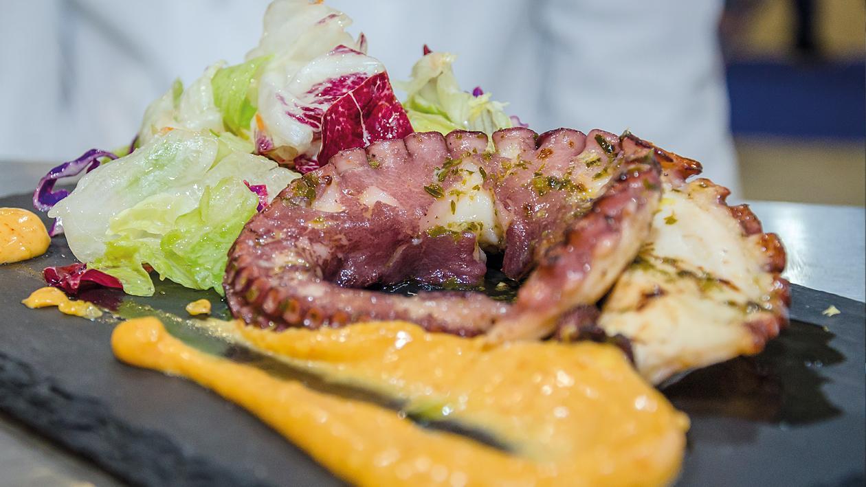 Pulpo con cítircos y all i oli – - Receta - UFS
