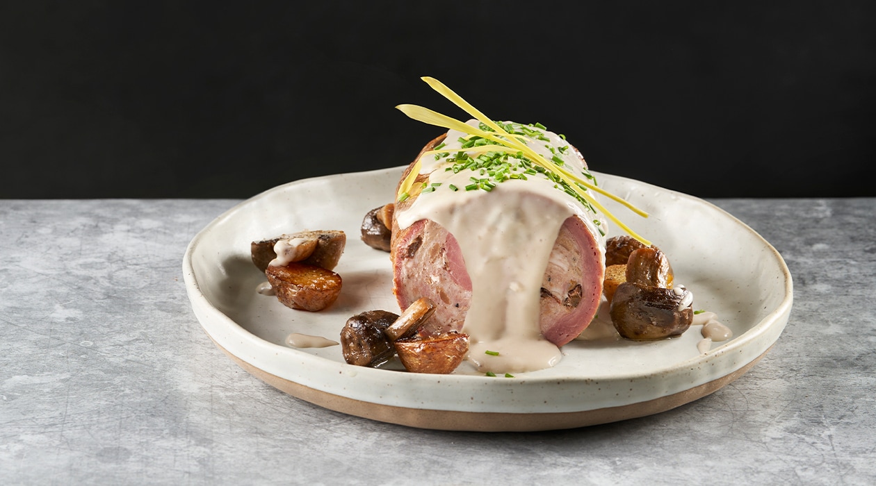 Rollo de carne con Salsa de Champiñones – - Receta - UFS