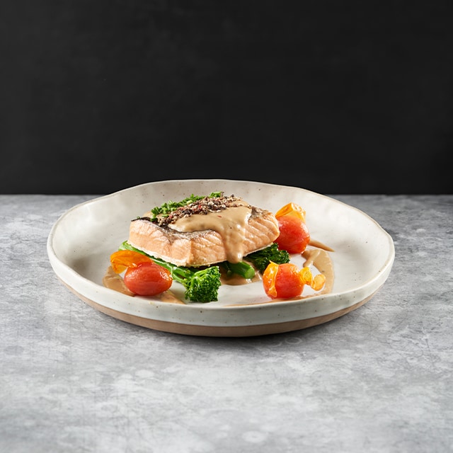 Salmón en Salsa de Pimienta verde Salmón en Salsa de Pimienta verde