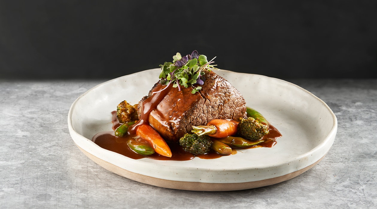 Solomillo de ternera con Salsa Demi-glace – - Receta - UFS