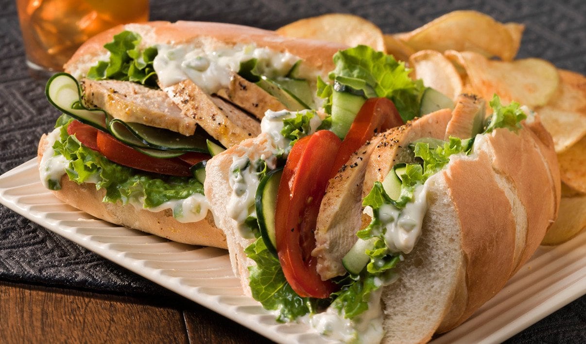 Sándwich de pollo Atenas