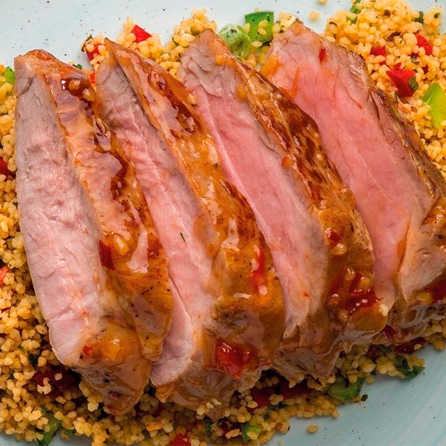 Solomillo a la mostaza sobre Cuscús