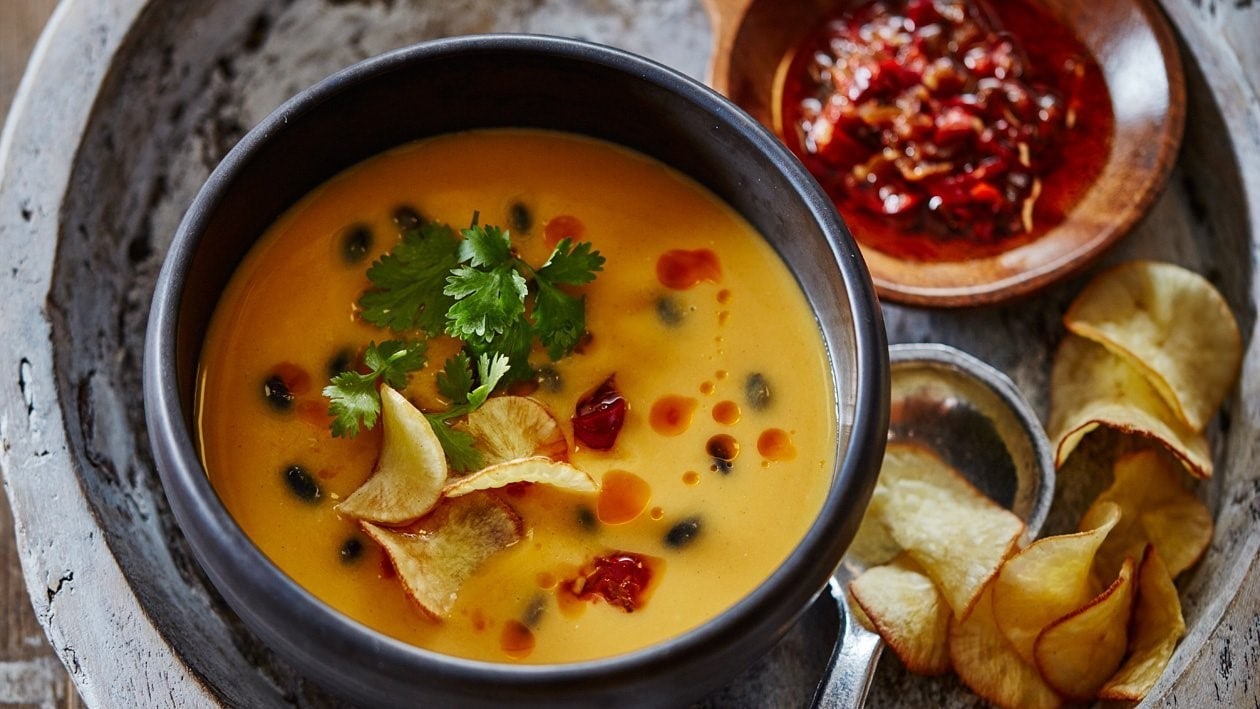 Sopa peruana de batata con chile y cilantro – - Receta - UFS