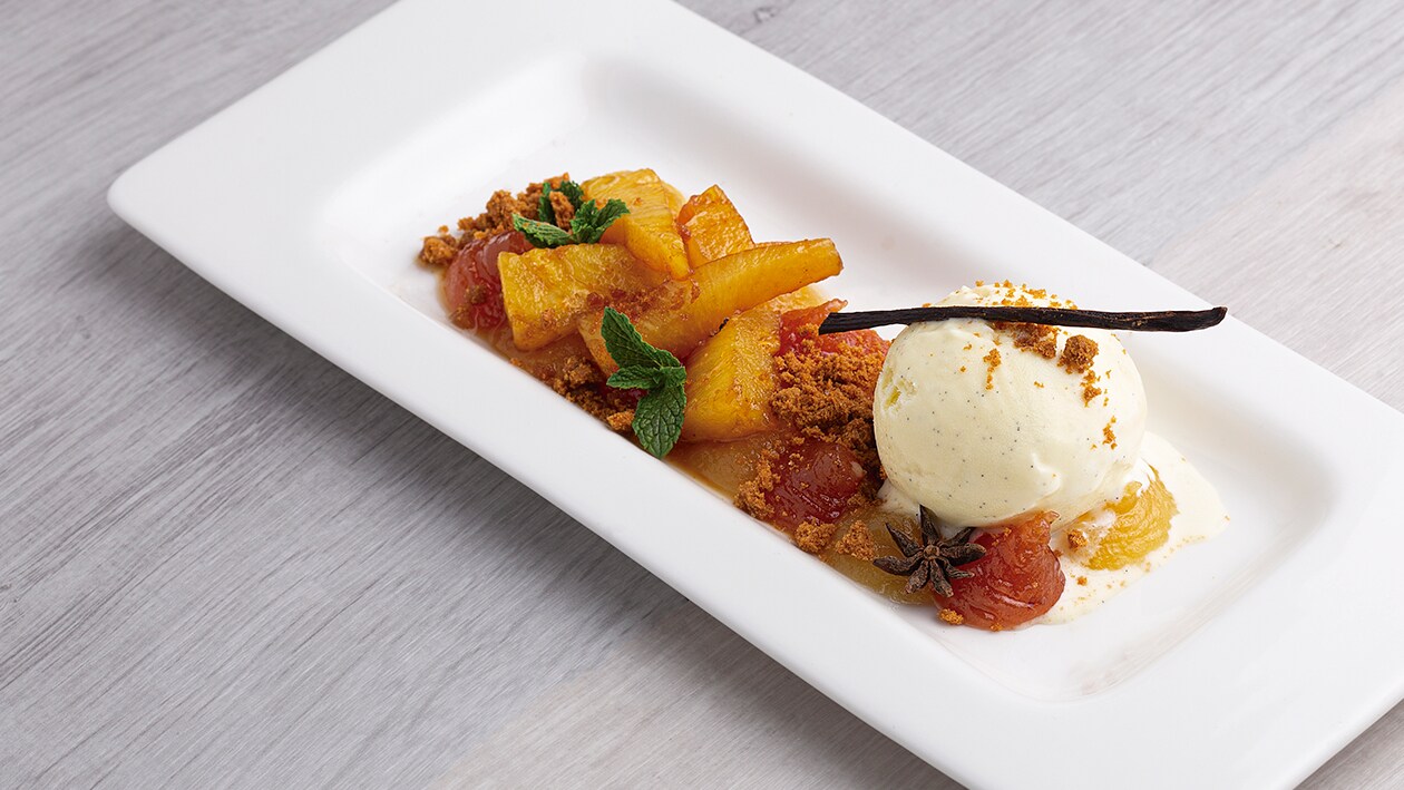 Texturas de manzana y membrillo especiados, piña asada al vermouth y helado de vainilla bourbon – - Receta - UFS Texturas de manzana y membrillo especiados, piña asada al vermouth y helado de vainilla bourbon – - Receta - UFS