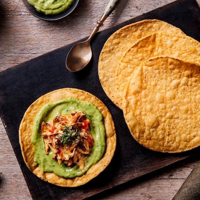Tostada de Ceviche de Setas y Aguacate Tostada de Ceviche de Setas y Aguacate