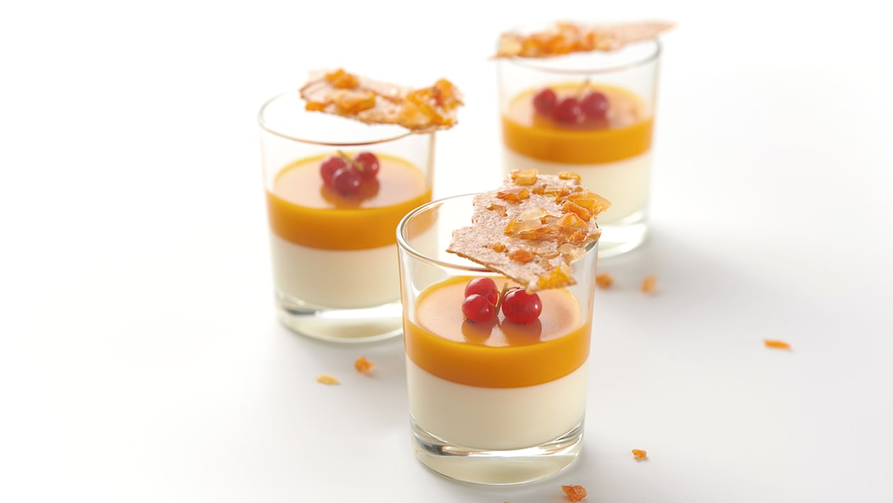 Verrine de mango y vainilla con croccante de frutos secos Verrine de mango y vainilla con croccante de frutos secos