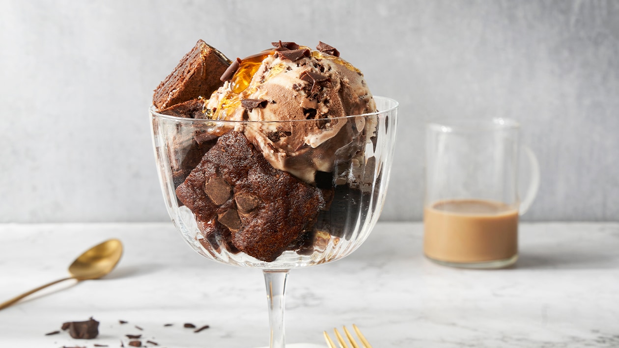 Brownie con helado de Baileys – - Receta - UFS