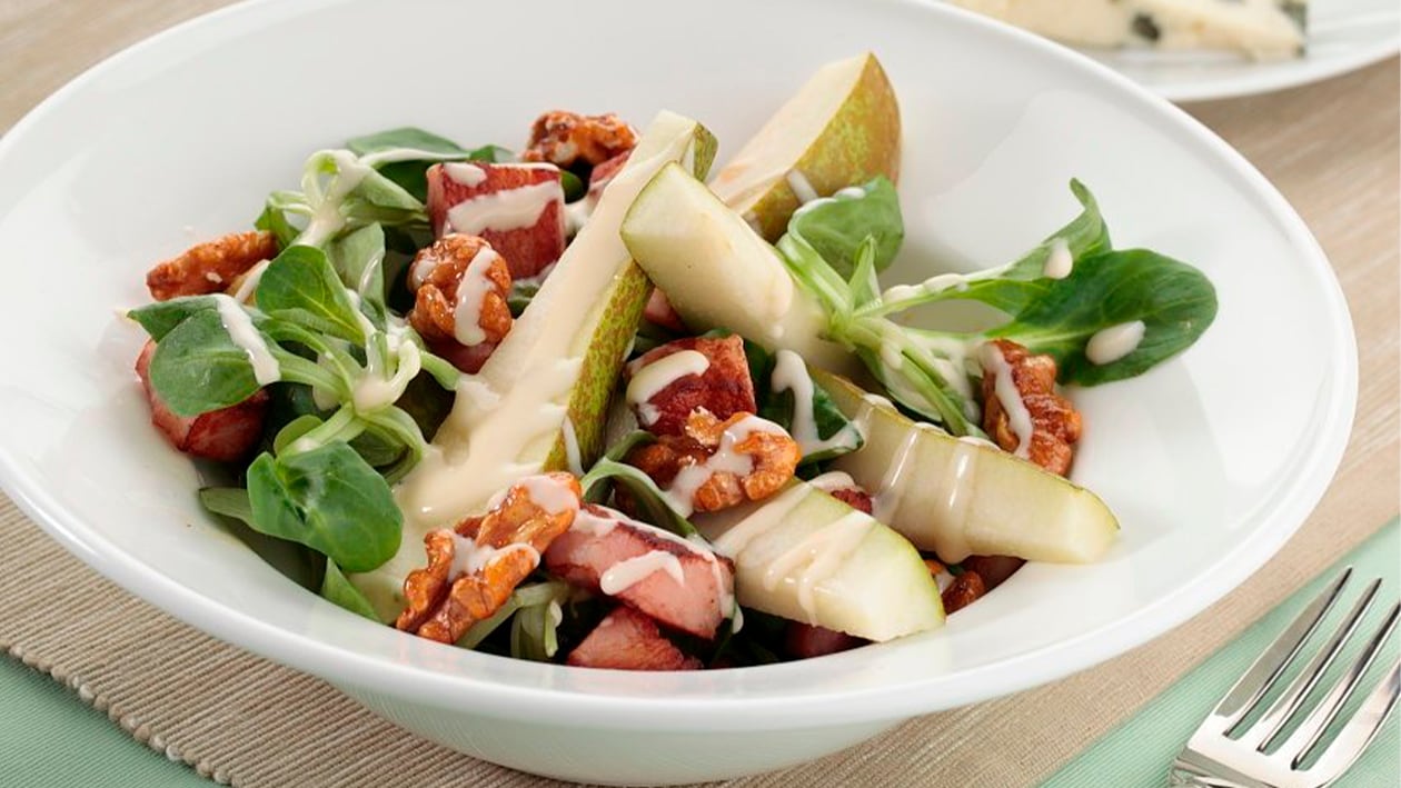 Ensalada de canónigos pera y bacon crujiente al yogur – - Receta - UFS