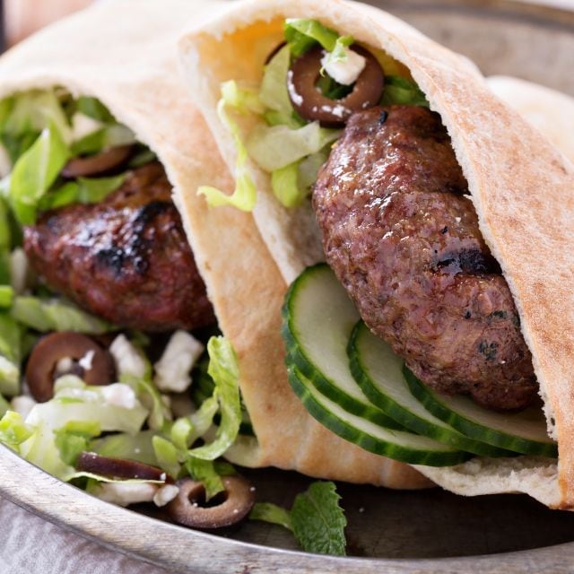 Hamburguesa de NoTernera en pan de pita Hamburguesa de NoTernera en pan de pita